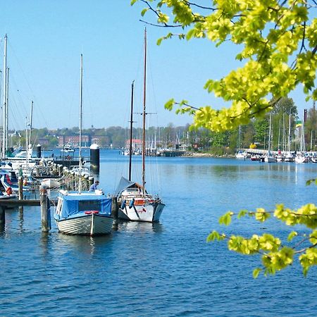 Hotel Am Segelhafen Кіль Екстер'єр фото